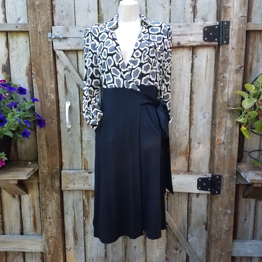 Diane von Furstenberg 10 Wrap Dress Career Wear